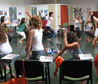 Alumnos realizando una actividad de baile en el Taller de Musicoterapia.